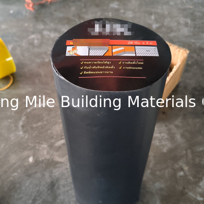 Desde el fabricante Alta viscosidad de la superficie HDPE Bitumen membrana autoadhesiva